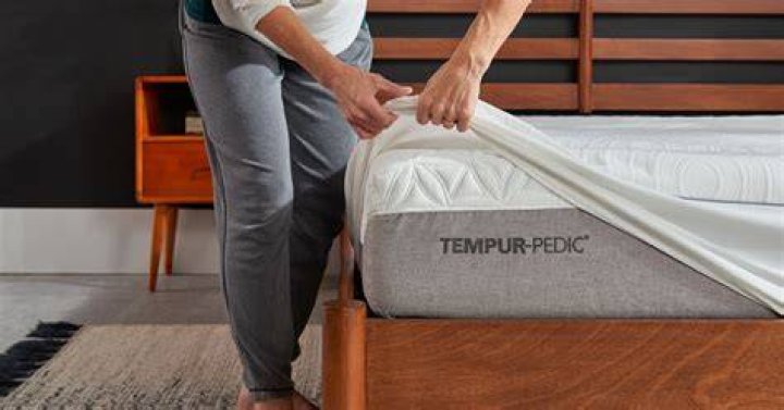 How do you wash a tempurpedic mattress cover?
