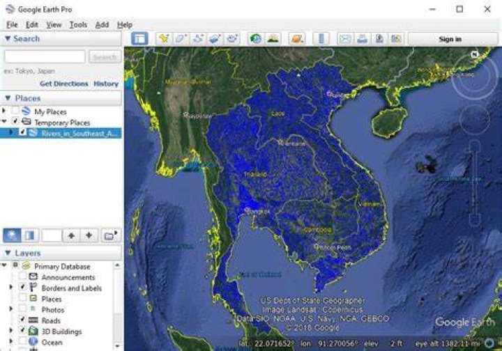 Is Google Earth a GIS?
