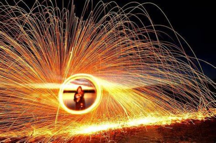 What happens when you light steel wool on fire?
